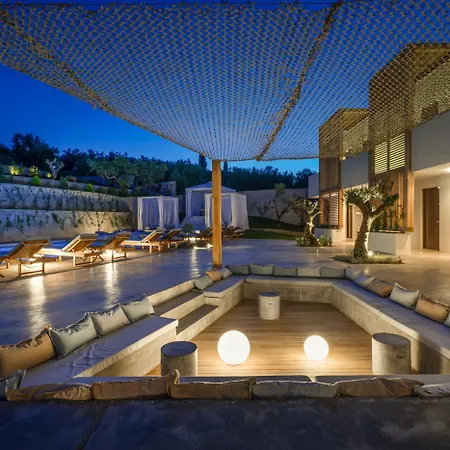 Zante Maris & Adults Only